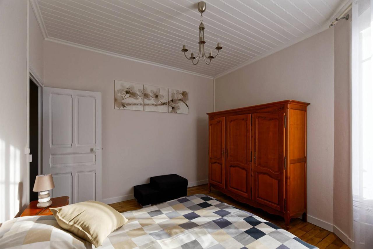 Le Cachet D'Une Maison De Centre-Bourg A Beauvoir-Sur-Mer Eksteriør billede